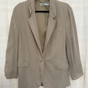 Zara Women's Beige Blazer size M